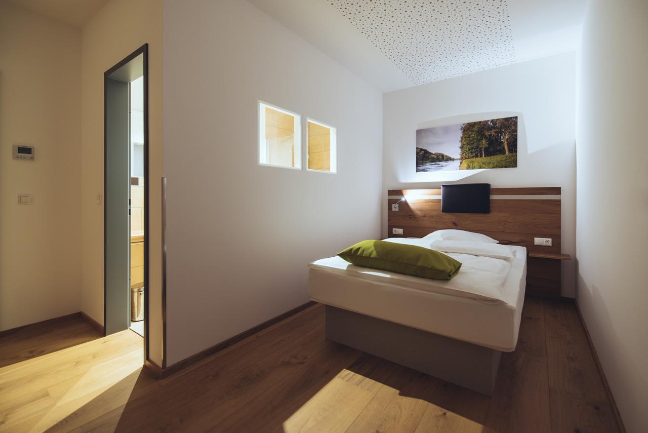 Aparthotel Nah Dran Dingolfing Esterno foto